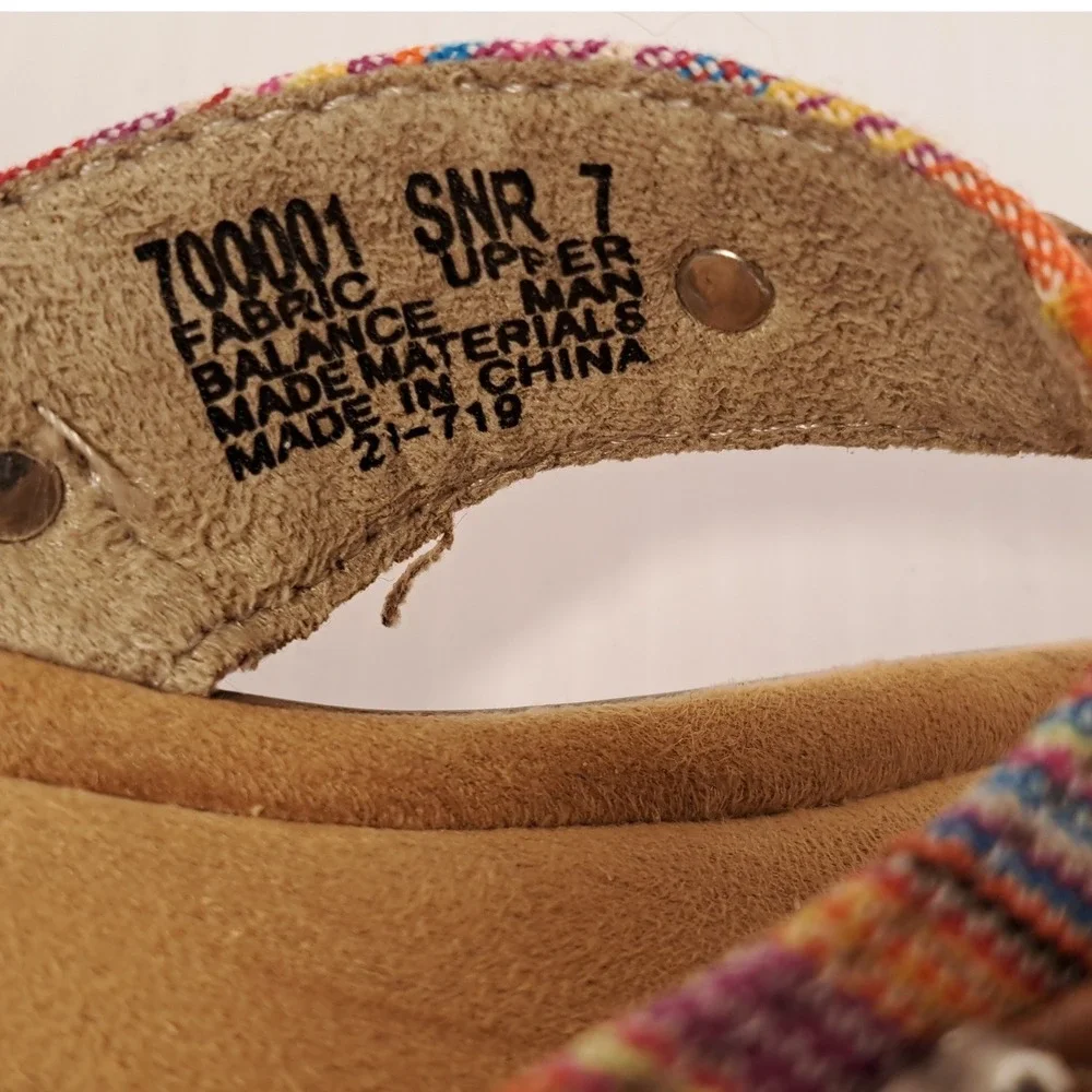Minnetonka Womens Multi Color Woven Concho Thong Wedge Sandals 700001 SNR 7